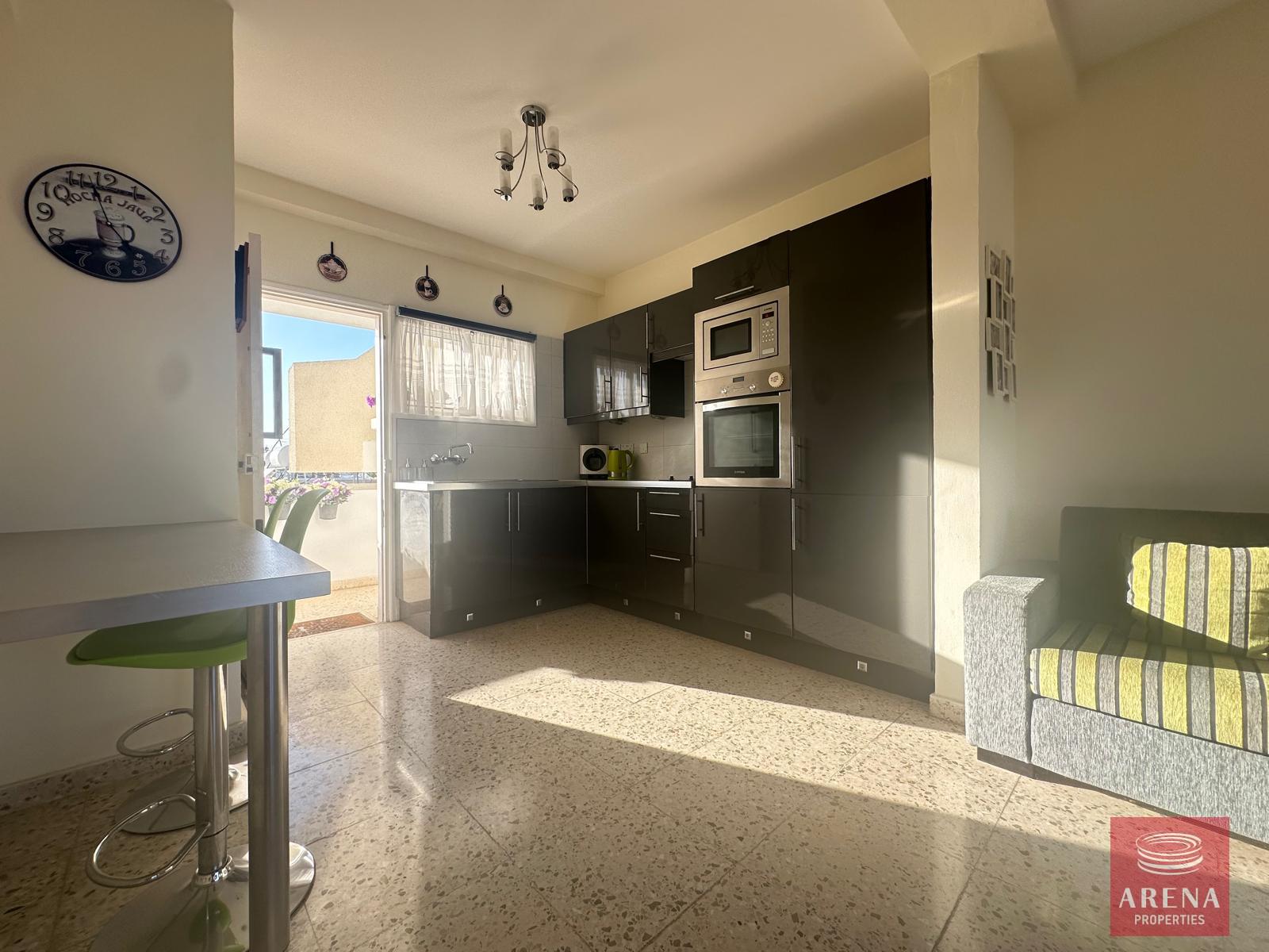 7-2-BED-APT-IN-PARALIMNI-8674