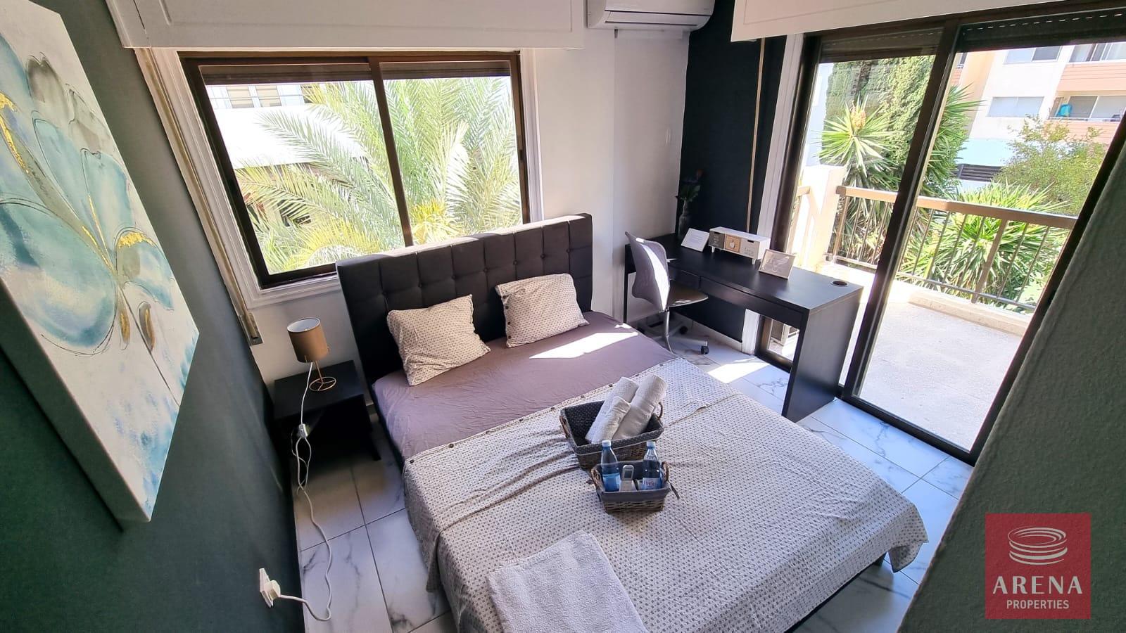 7-2-BED-APT-MAKENZY-8696