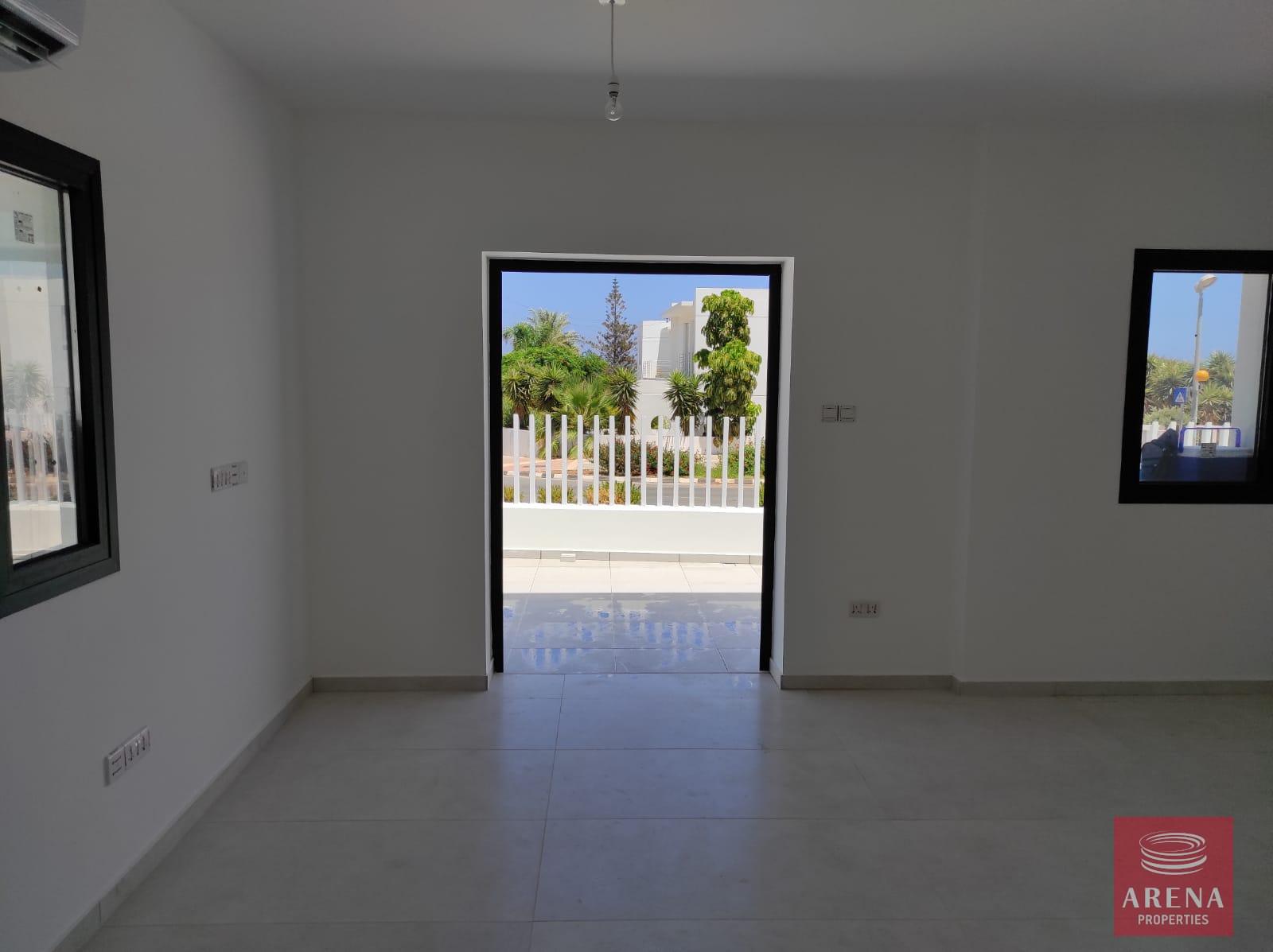 7-2-BED-VILLA-IN-PROTARAS-6207