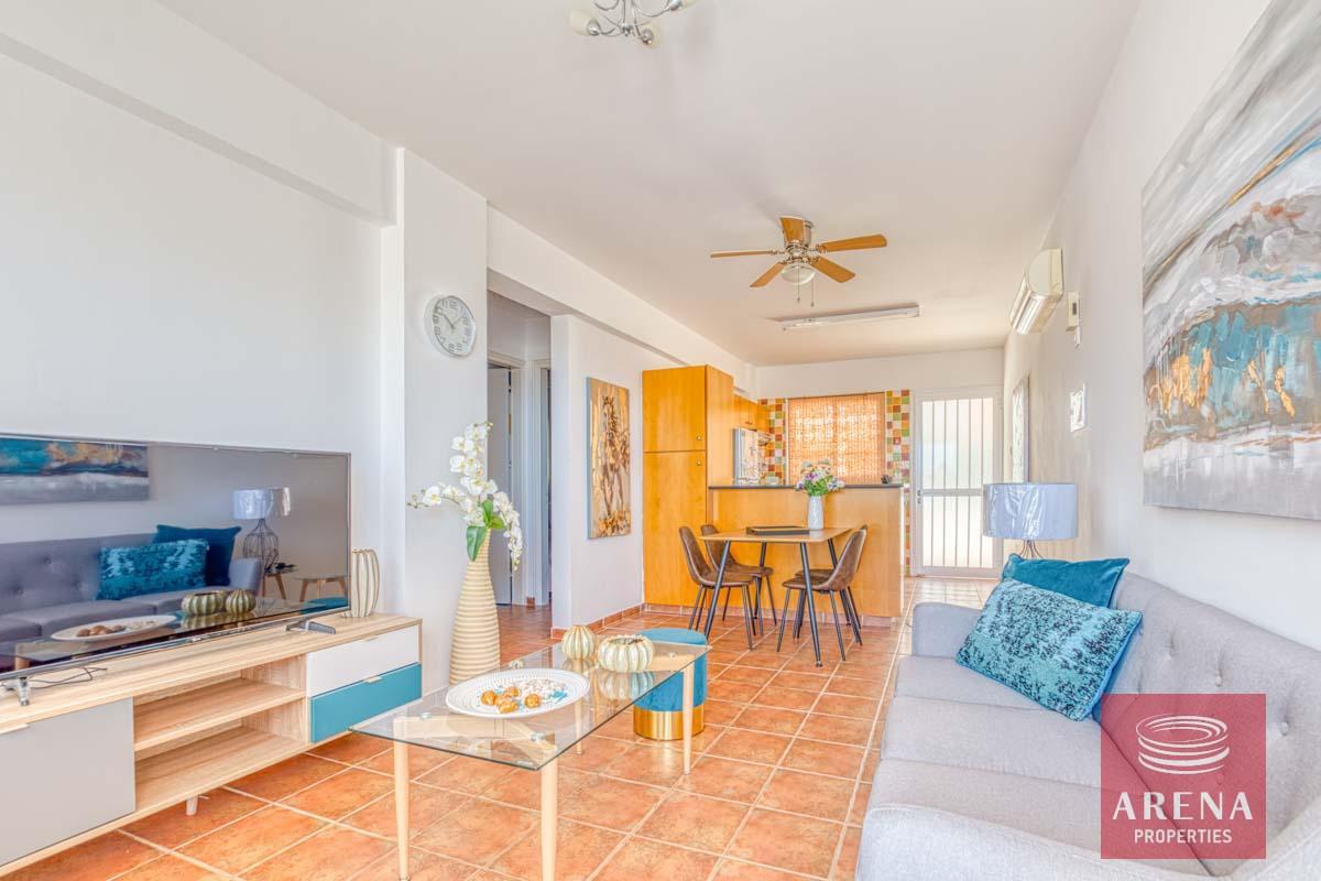 7-2-bed-apt-with-Title-Deeds-in-Paralimni-5864-1