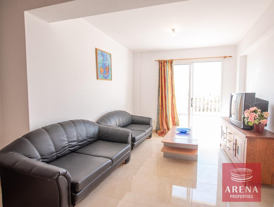 7-3-BED-APT-KAPPARIS-5243-1