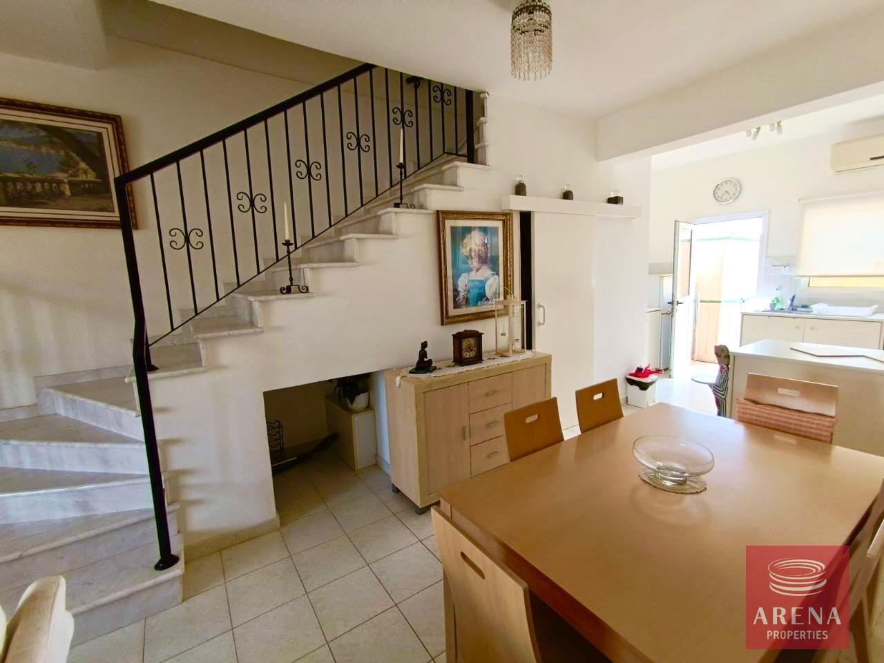 7-3-BED-TH-FOR-SALE-IN-PYLA-8012-1