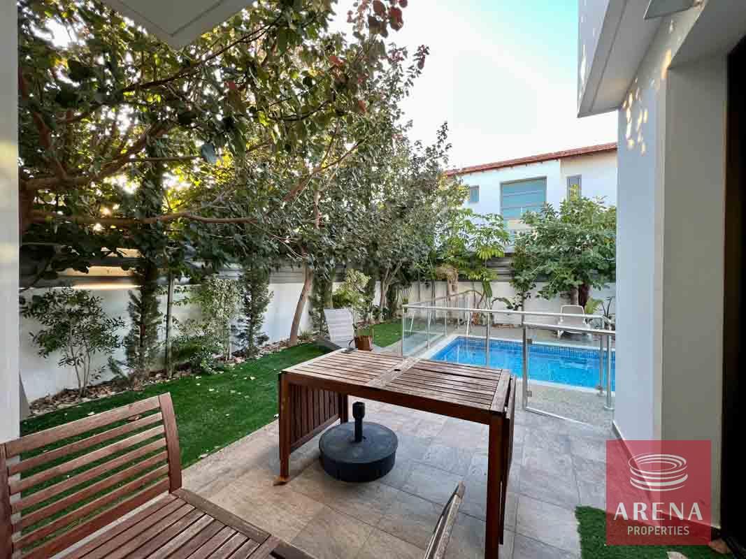 7-3-BED-VILLA-IN-AYIA-TRIADA-FOR-SALE-6582-1