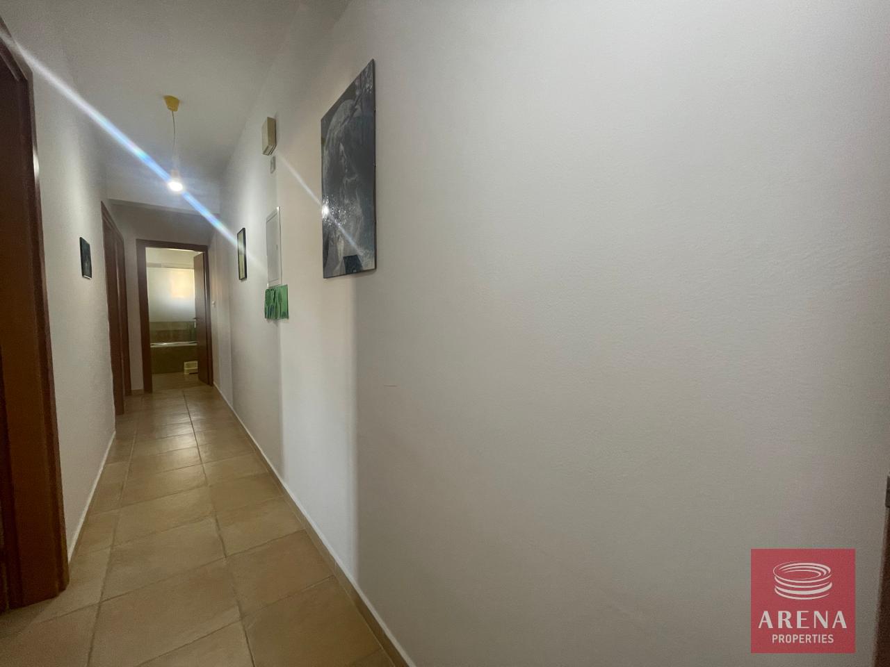 7-3-bed-apt-kiti-9180