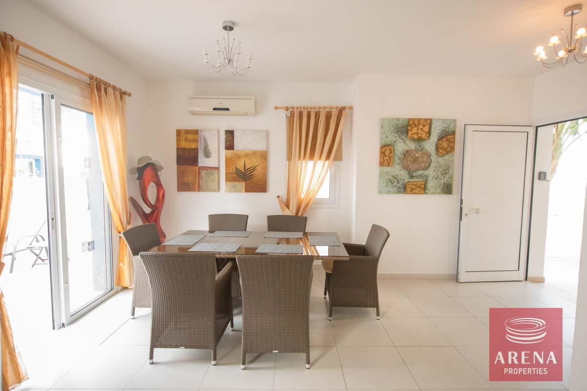 7-3-bed-villa-for-sale-in-kapparis-5882-1