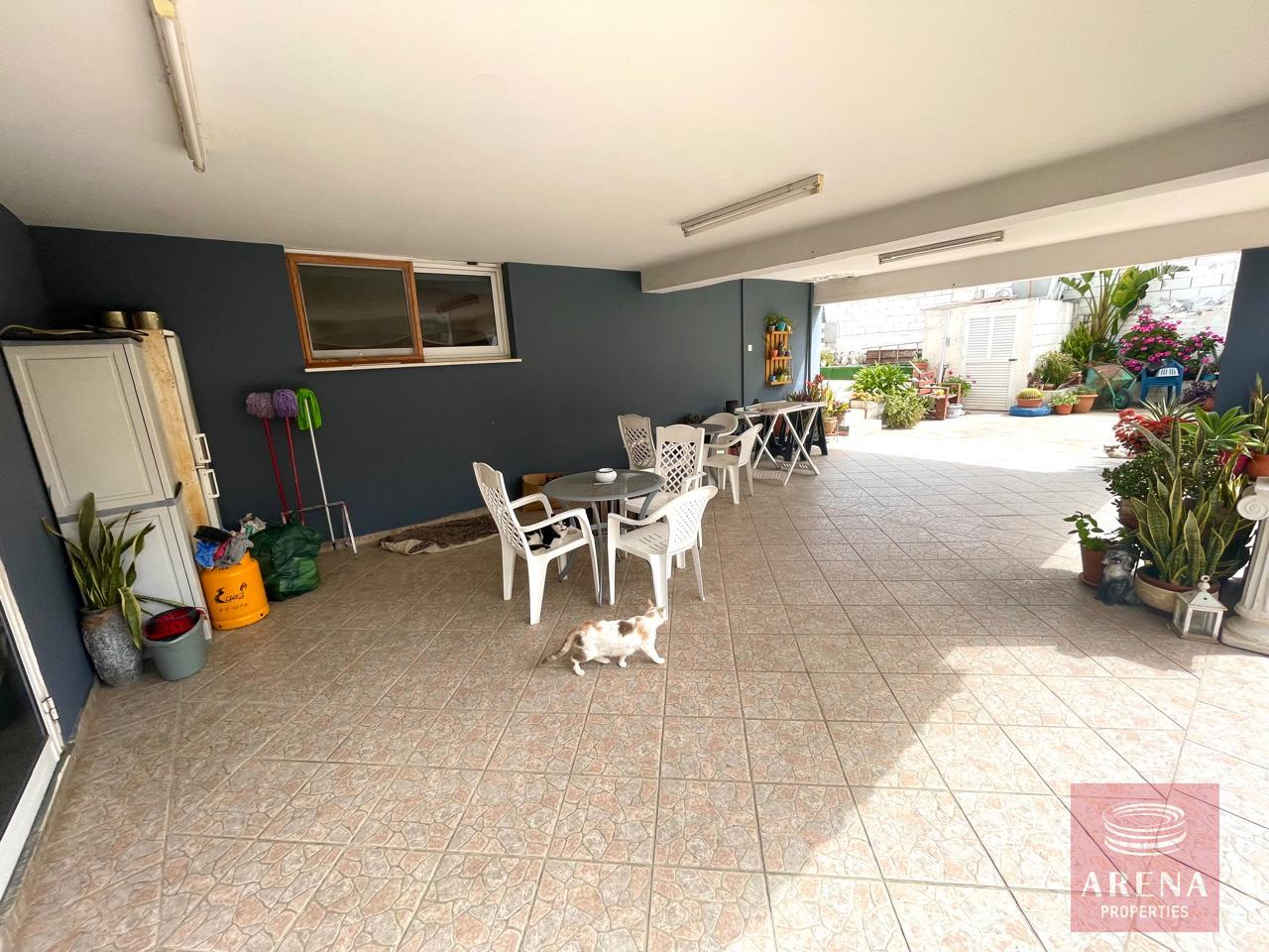 7-4-BED-VILLA-ARADIPPOU-9443