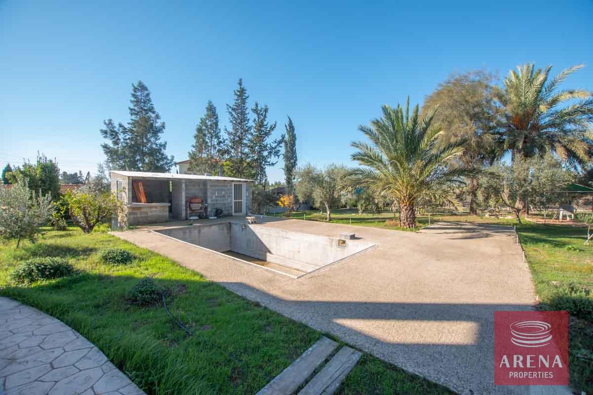 7-4-BED-VILLA-FOR-RENT-IN-VRYSOULLES-5956-2