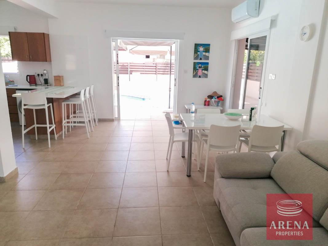 7-4-BED-VILLA-IN-AYIA-TRIADA-6483