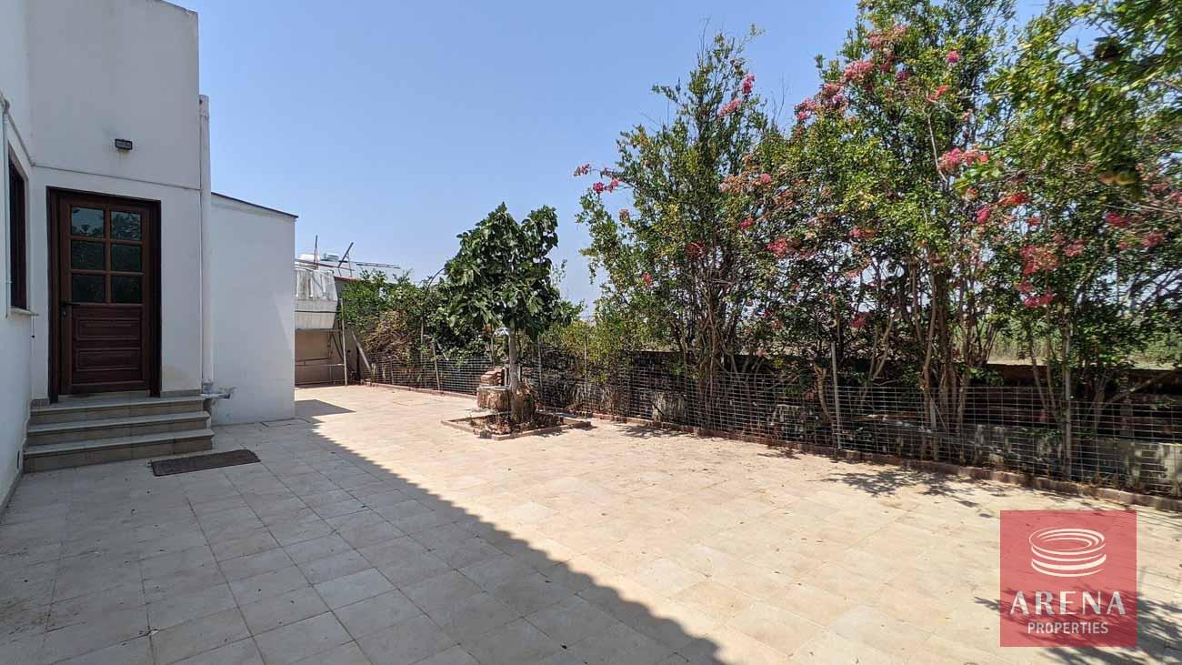 7-4-BED-VILLA-IN-OROKLINI-7481