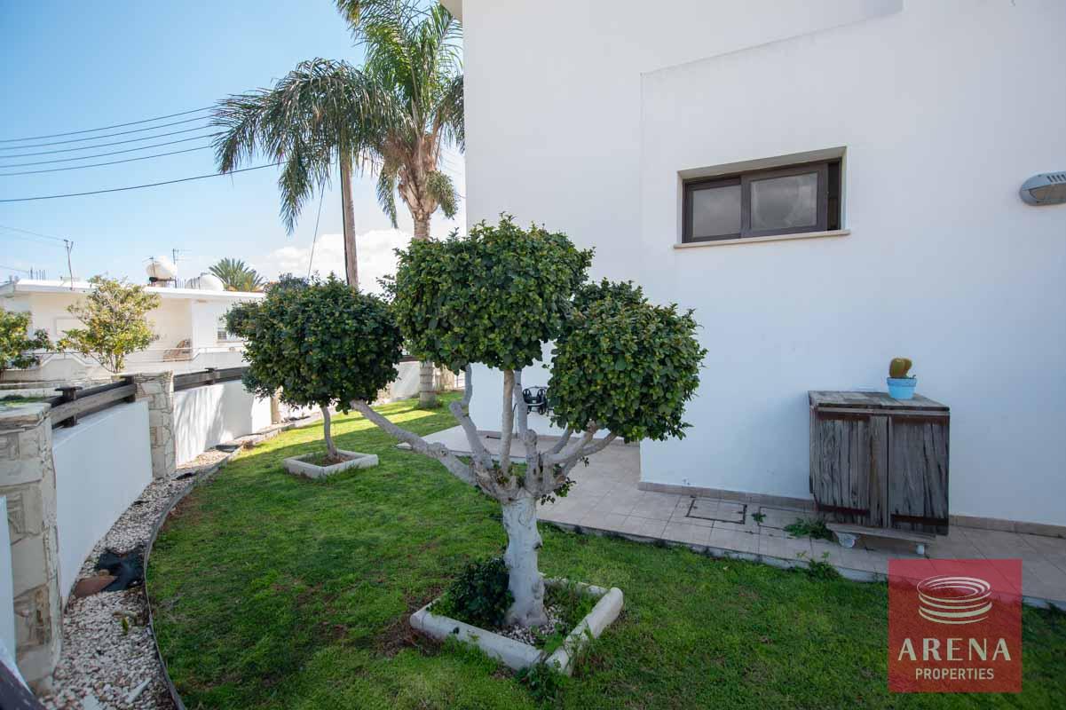 7-4-bed-house-for-sale-6041-1