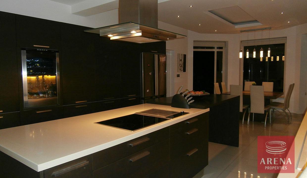 7-5-BED-VILLA-IN-PROTARAS-FOR-SALE-6485