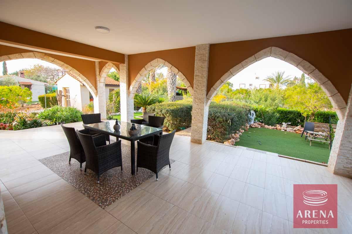 7-5-bed-villa-in-Pervolia-6045-1