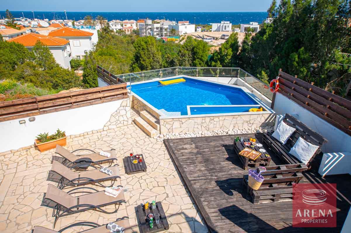 7-7-villa-in-cape-greco-2908