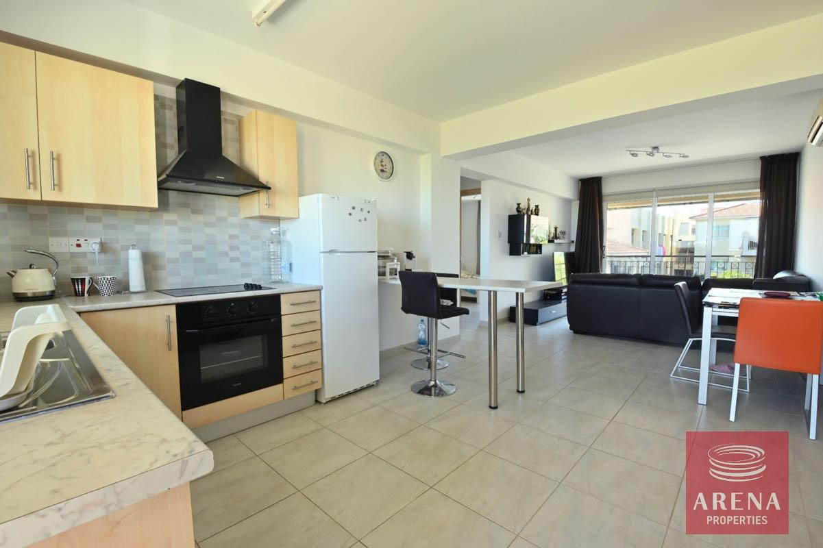 7-APT-IN-KAPPARIS-6055-1