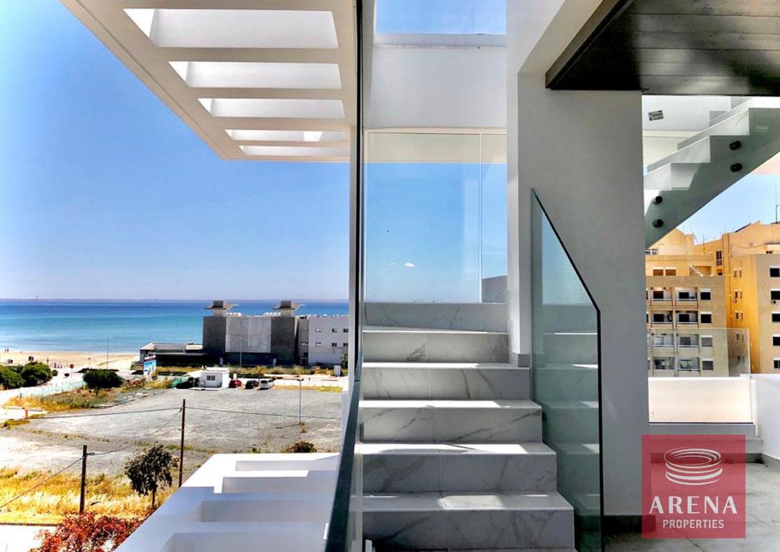 7-APT-MAKENZIE-4808-1