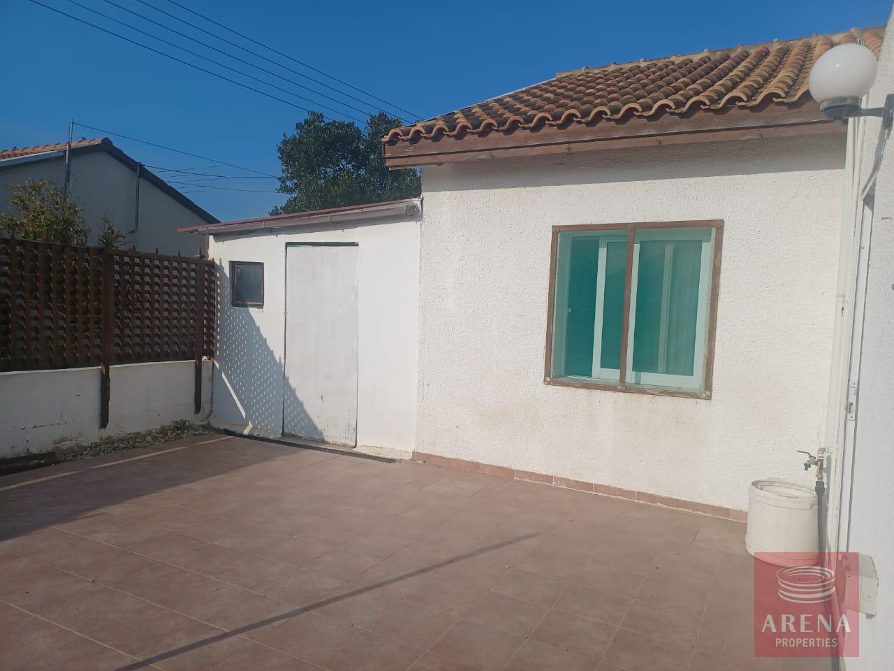 7-BUNGALOW-FOR-RENT-AVGOROU-9149-1
