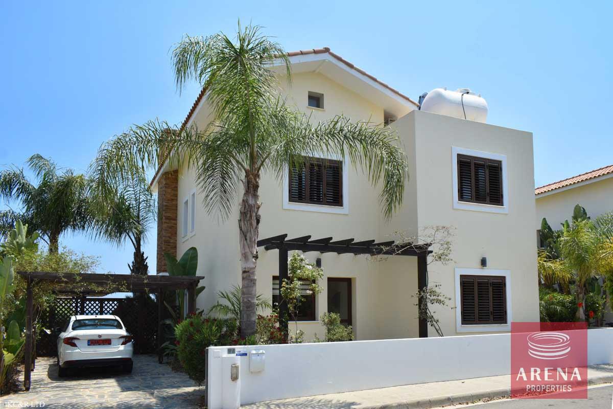 7-FRONT-LINE-VILLA-2