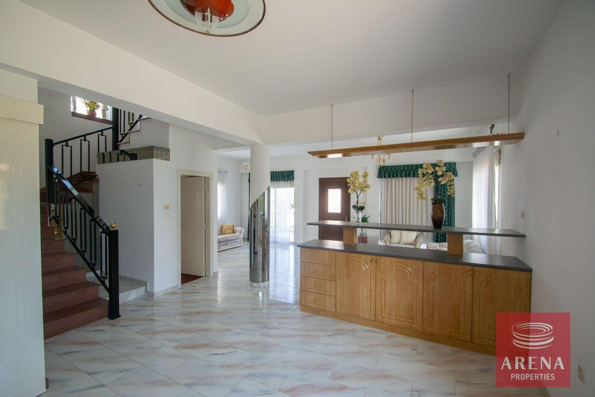 7-House-in-Paralimni-5409_0-1