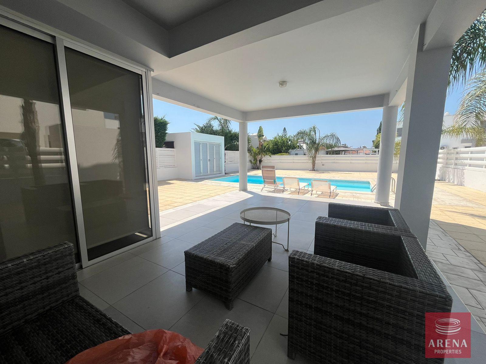 7-VILLA-FOR-RENT-8322-7