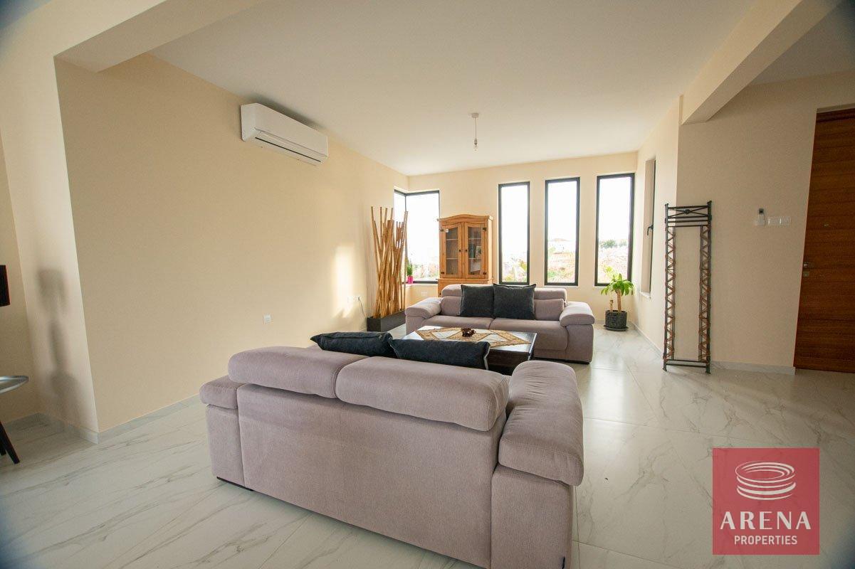 7-VILLA-FOR-RENT-LIVADIA-5473-3