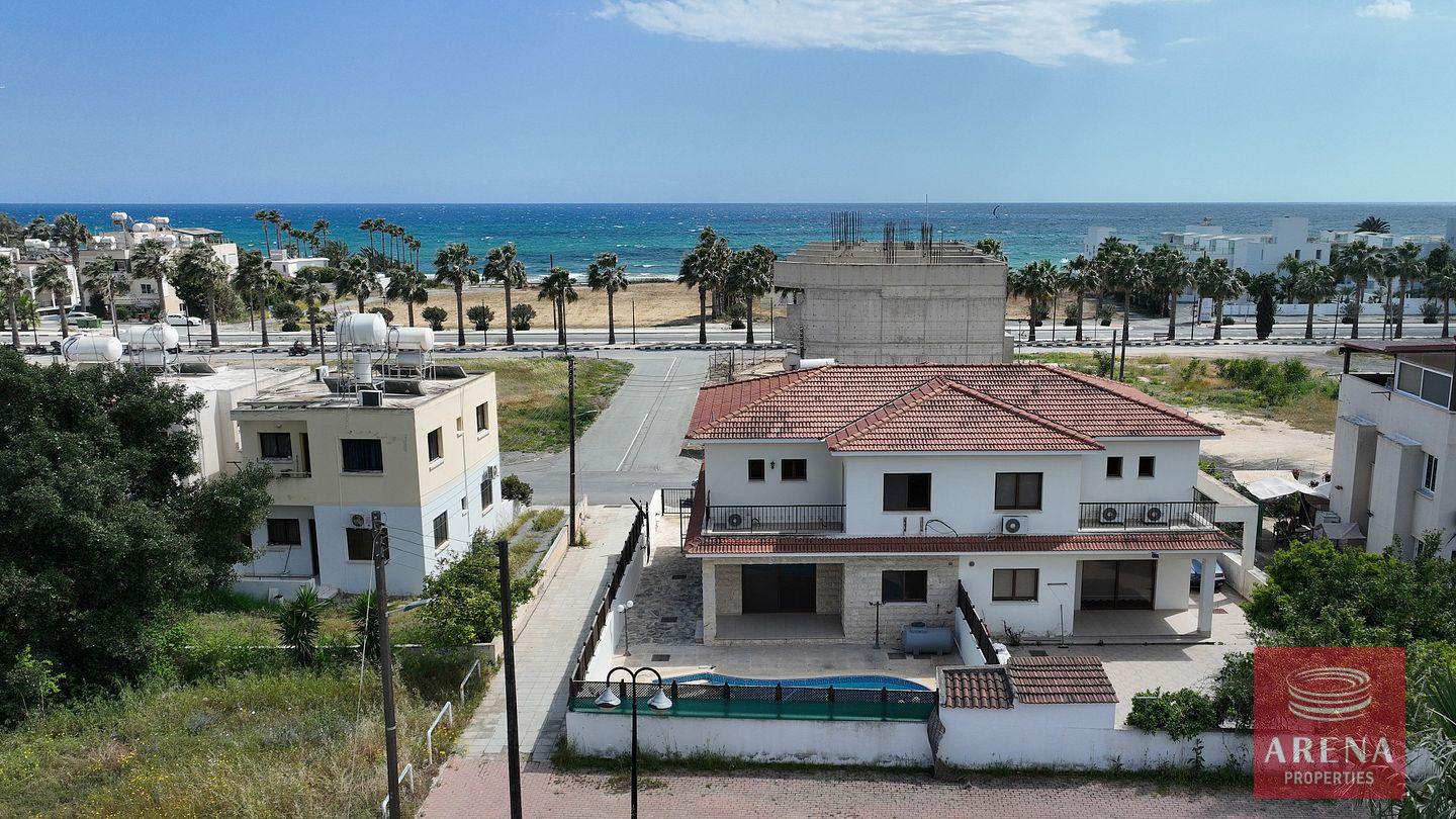 7-VILLA-IN-PYLA-6947