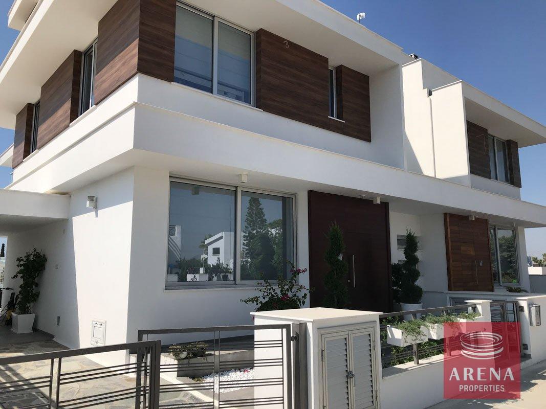 7-Villa-in-Dekelia-5533-3