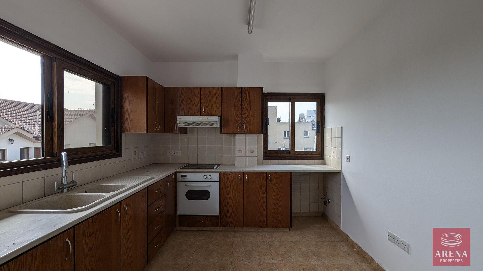 7-building-in-kiti-8884