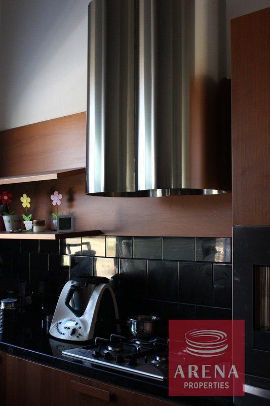 7-bungalow-in-oroklini-5201-2