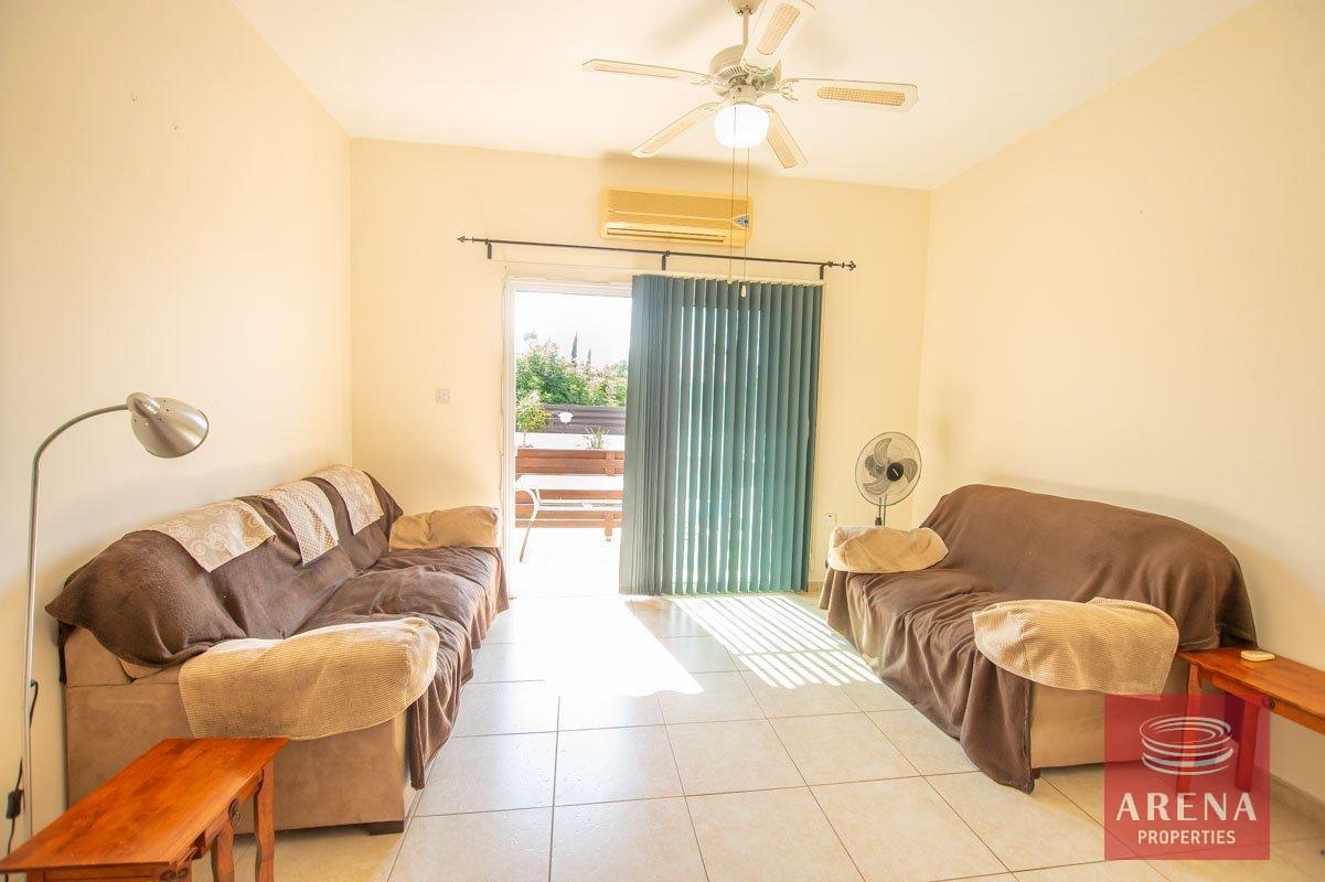 7-house-for-rent-in-frenaros