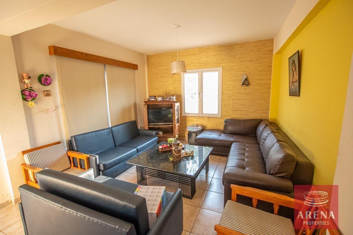 7-house-for-rent-in-protara