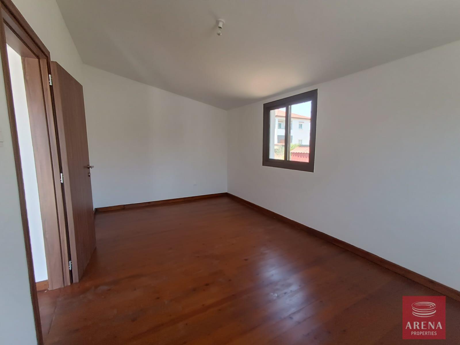 7-houses-in-pervolia-8297