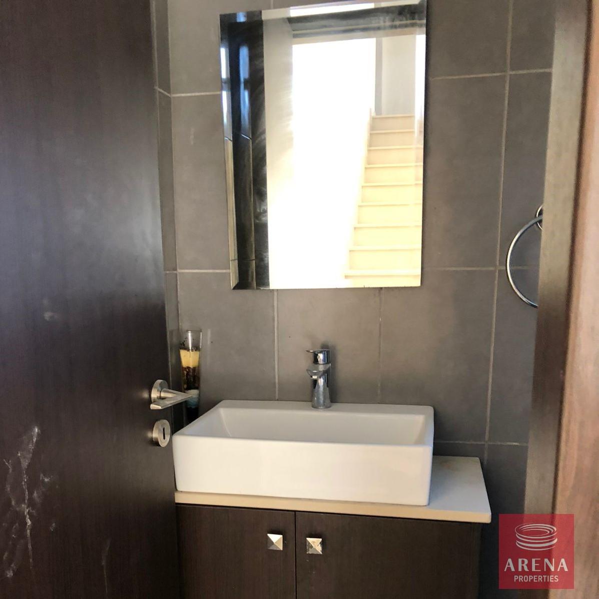 7-townhouse-in-Alaminos-6066-1