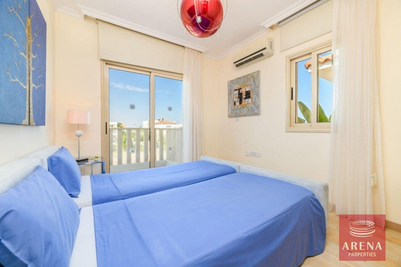 7-villa-in-pernera-5603-1