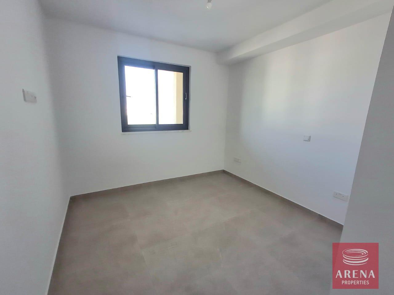 8-1-BED-APT-KRASA-9184