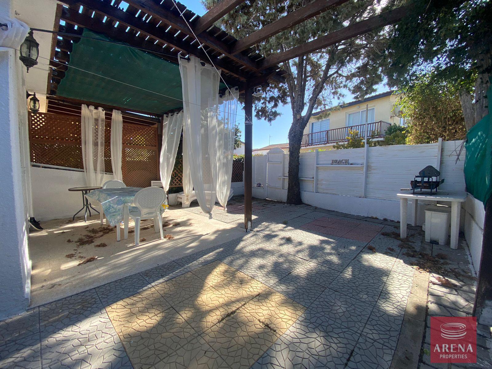 8-2-BED-HOUSE-IN-PERVOLIA-8986