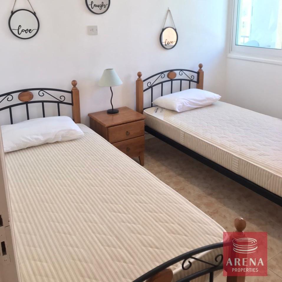 8-2-bed-apt-for-rent-in-makenzie-5676