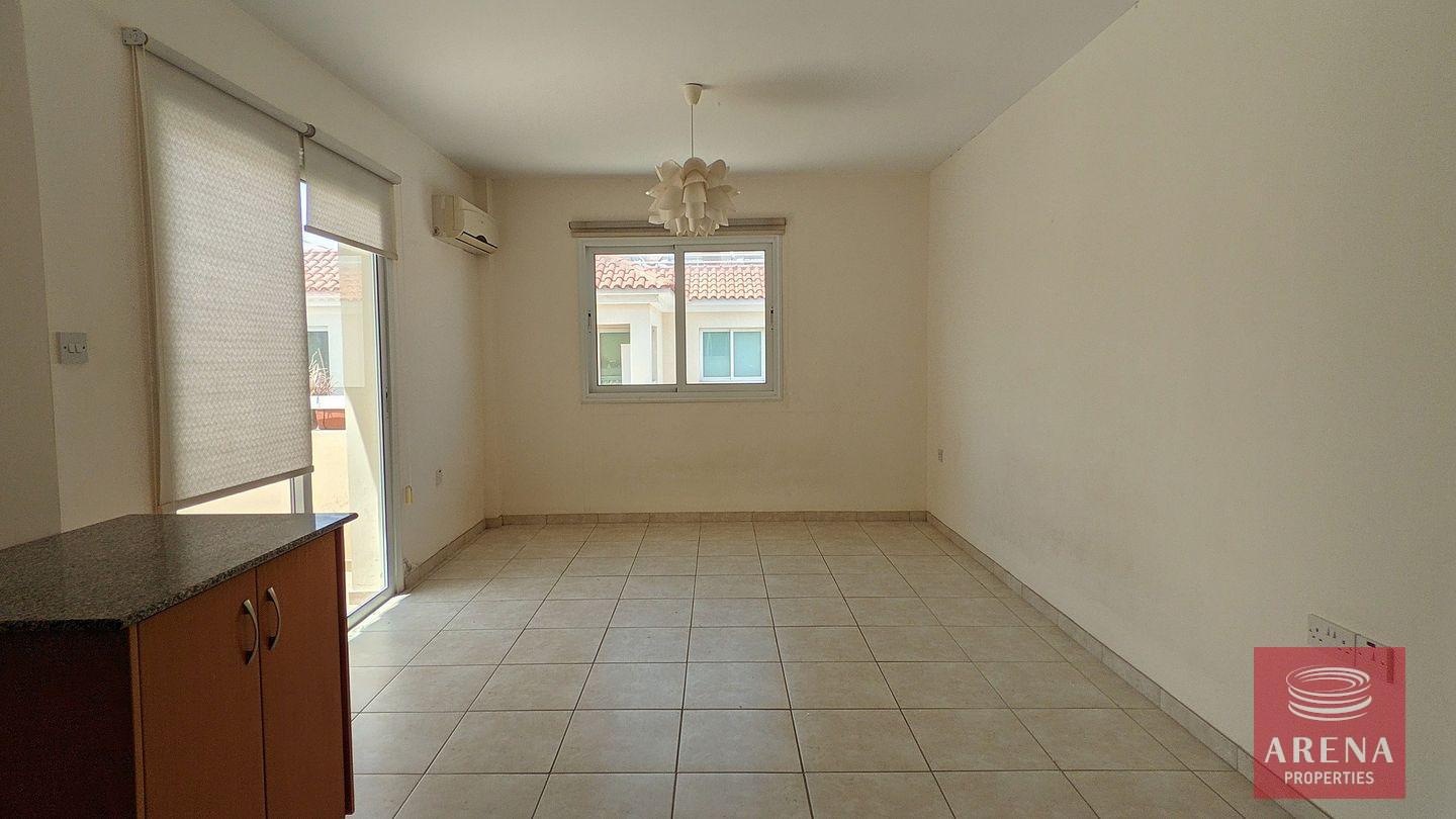 8-2-bed-apt-in-paralimni-7128