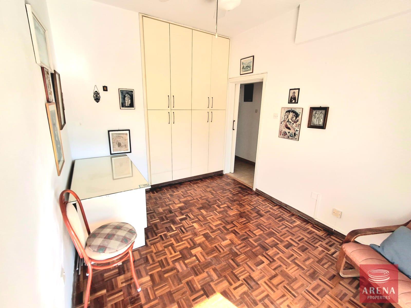 8-3-BED-APT-FOR-SALE-IN-FANEROMENI-8703