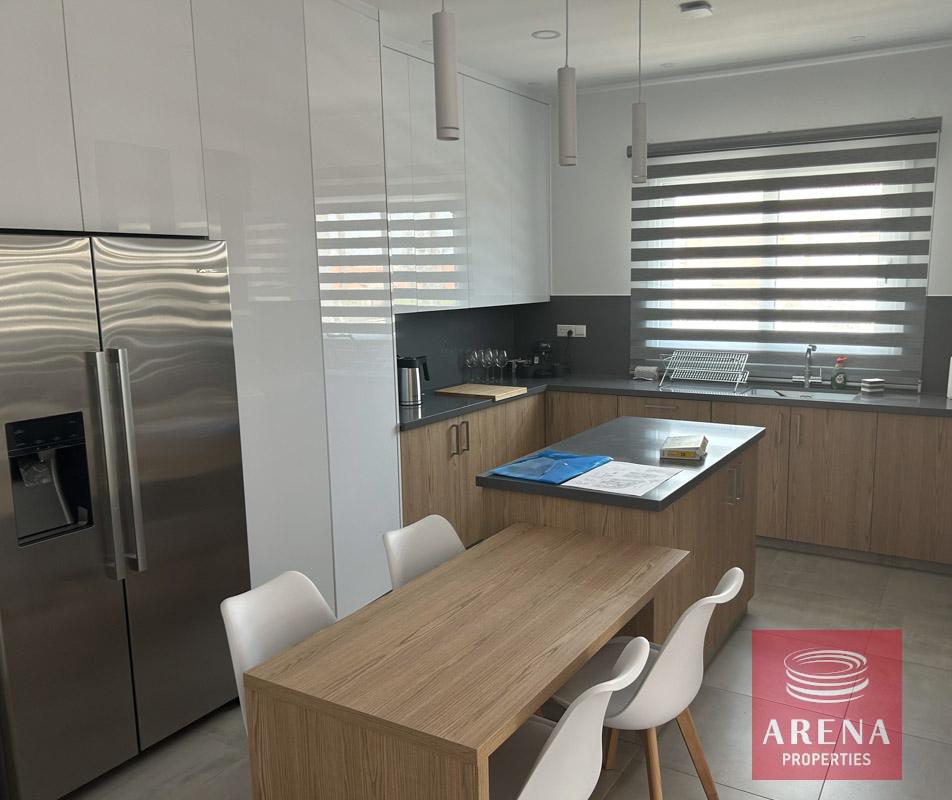 8-3-BED-BUNGALOW-6999