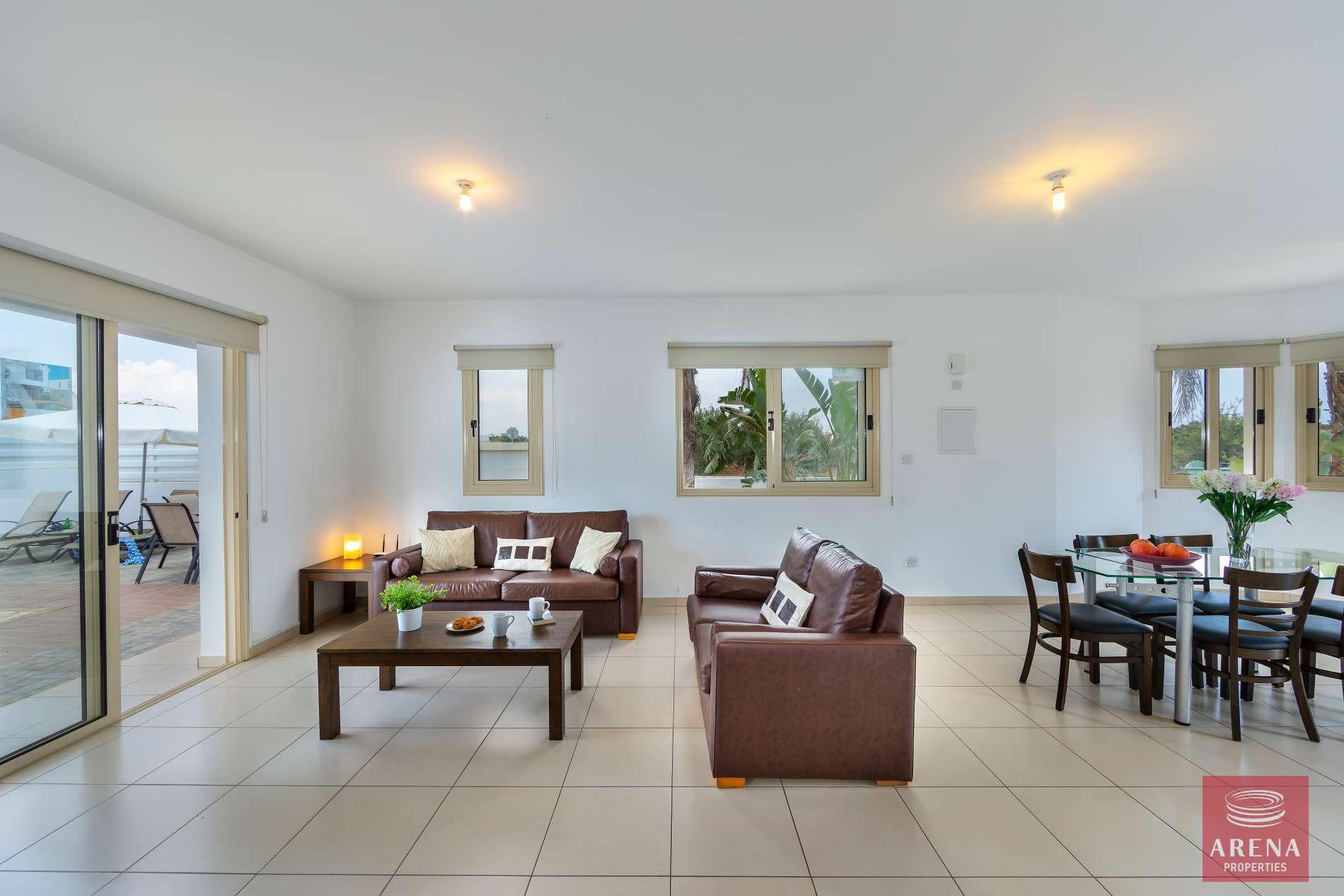 8-3-BED-VILLA-FOR-SALE-IN-PERNERA-6742-1