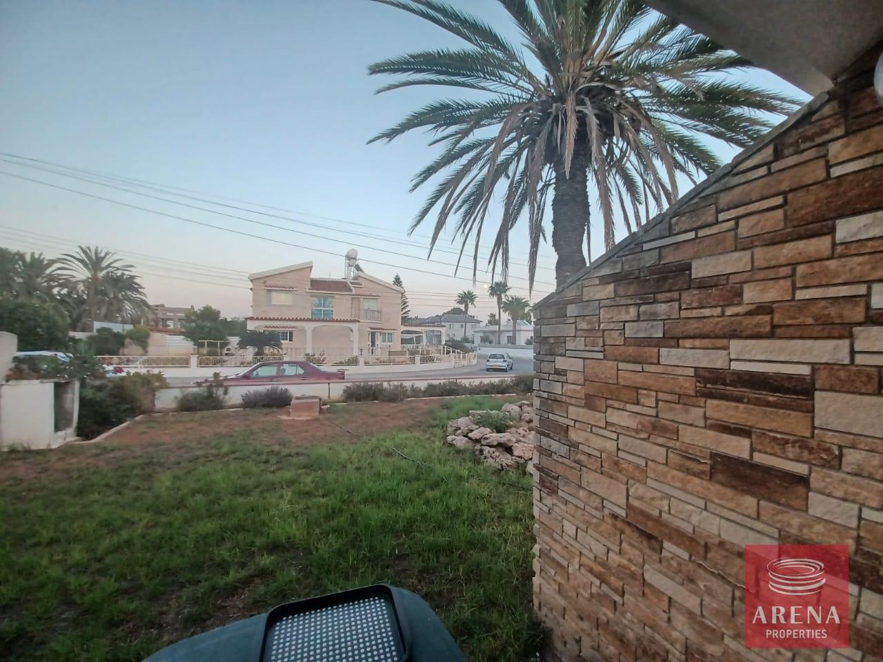 8-3-BED-VILLA-IN-PYLA-7456