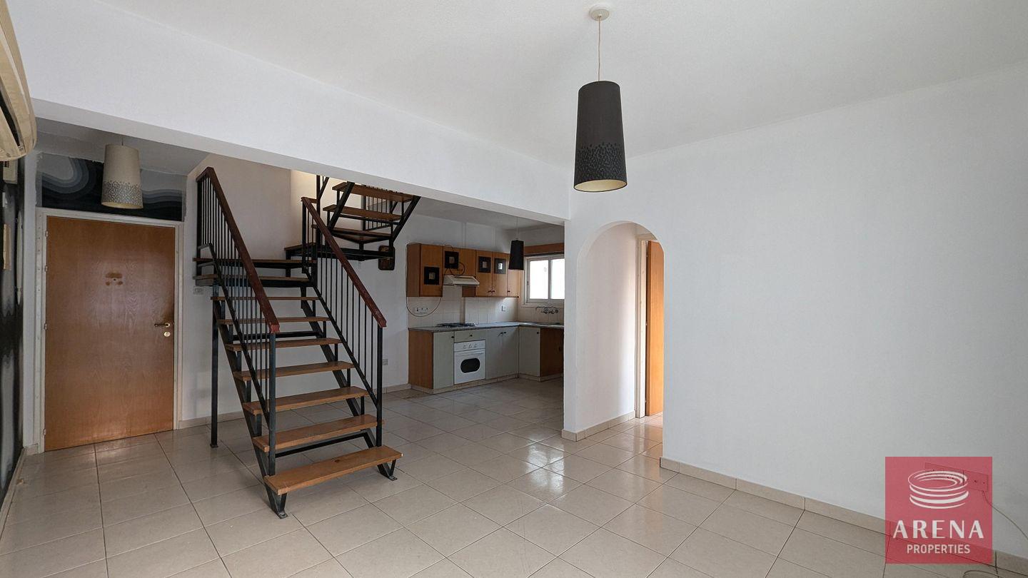 8-3-bed-apt-makenzy-8773