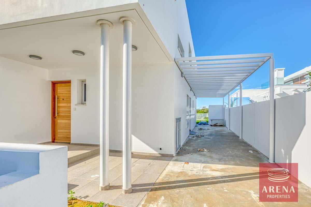 8-3-bed-villa-for-sale-in-ayia-napa-6486