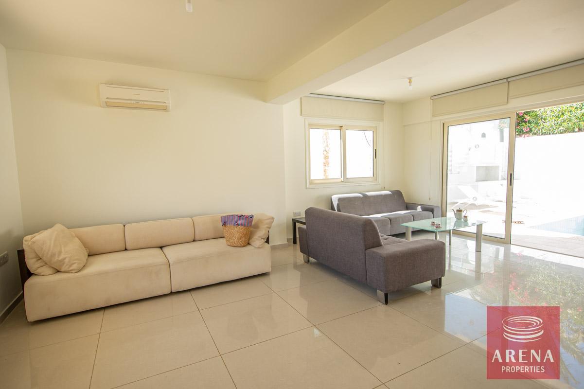 8-3-bed-villa-in-pernera-1684-1