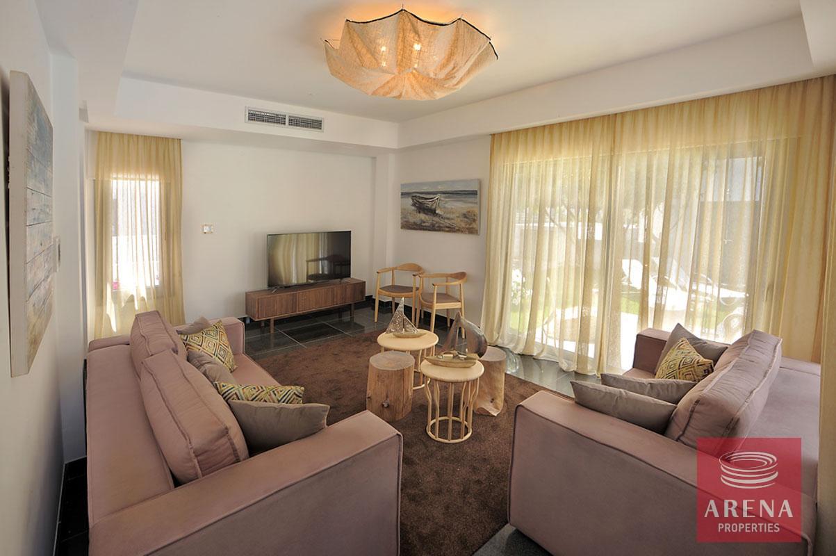 8-3-bed-villa-in-pervolia-5644-1