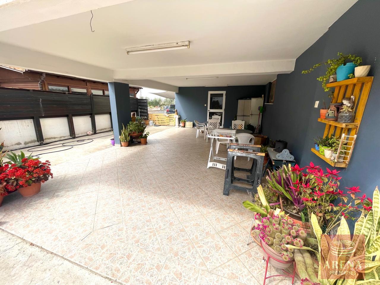 8-4-BED-VILLA-ARADIPPOU-9443