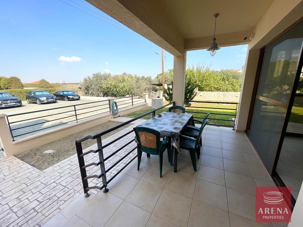 8-4-BED-VILLA-IN-KITI-8754