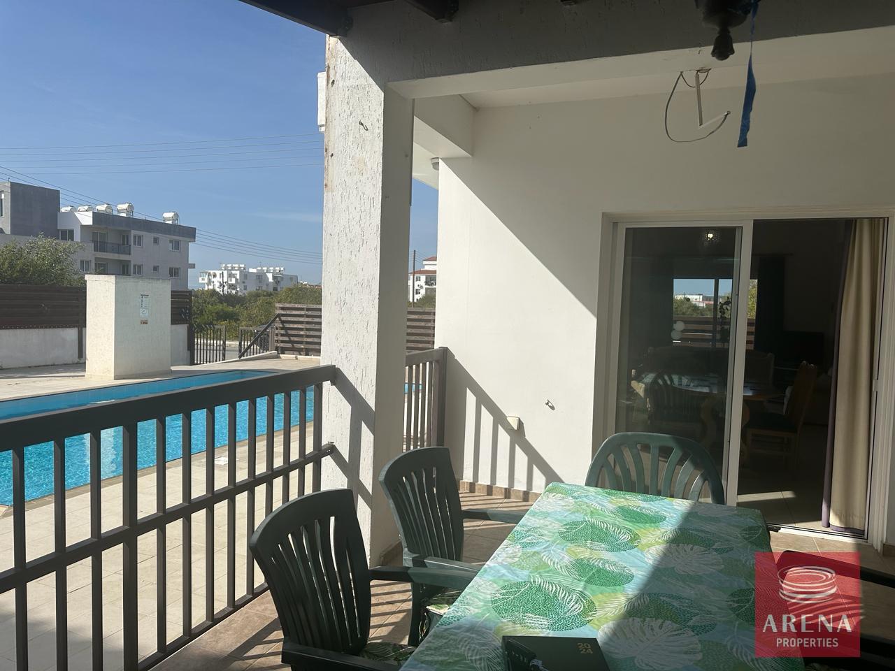 8-4-BED-VILLA-PARALIMNI-7979-1