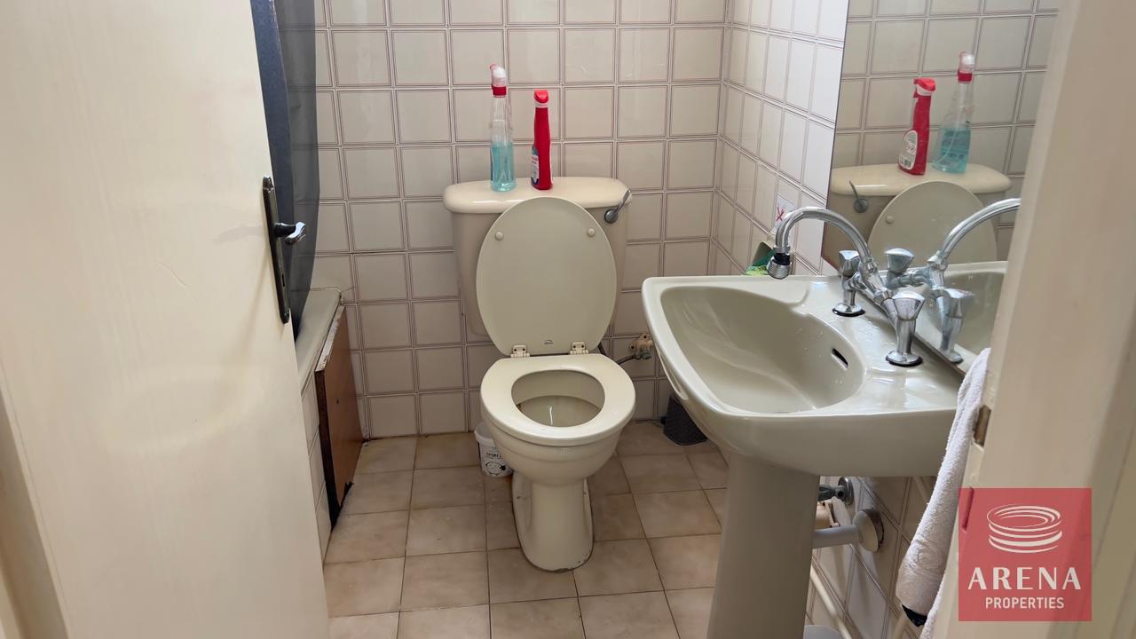 8-APT-IN-AYIA-NAPA-6995