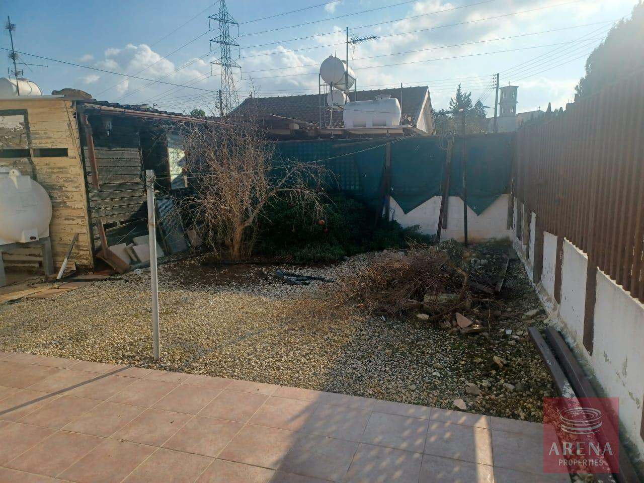 8-BUNGALOW-FOR-RENT-AVGOROU-9149-1